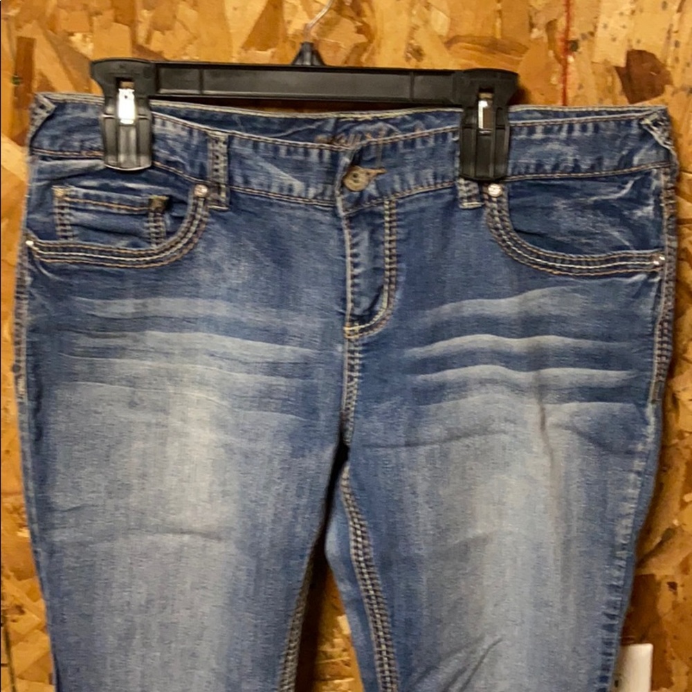 Maurices Jean Capri